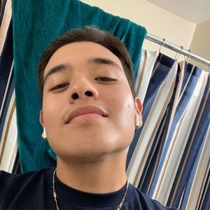 Meet your Posher, Eduardo